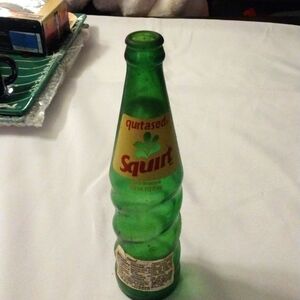 Squirt 12oz mexico hecho en mexico bottle